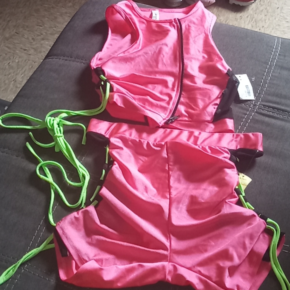 NWT 2pc short set